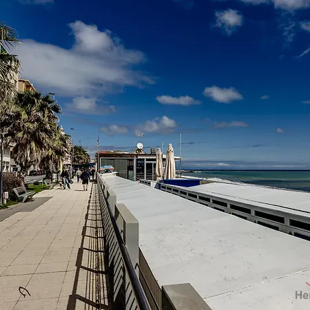 Strategic Center Location - Train - Cruise & Apartment Savona