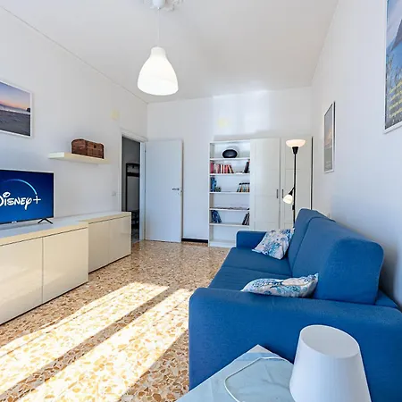 Apartment Strategic Center Location - Train - Cruise &