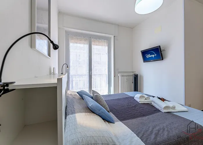 Strategic Center Location - Train - Cruise & Appartement