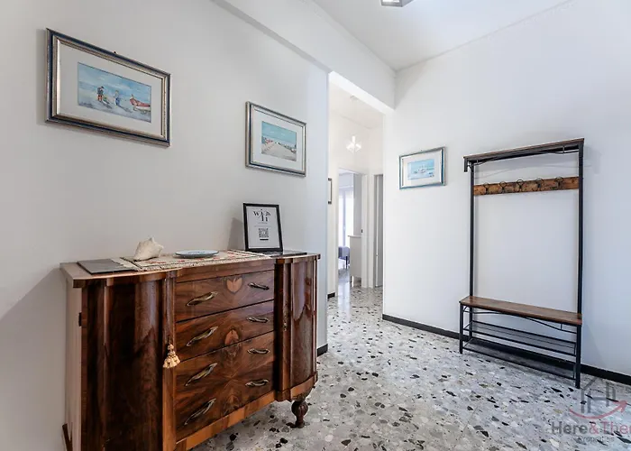 Strategic Center Location - Train - Cruise & Savona